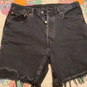 501® MID THIGH WOMEN'S SHORTS - Levi’s